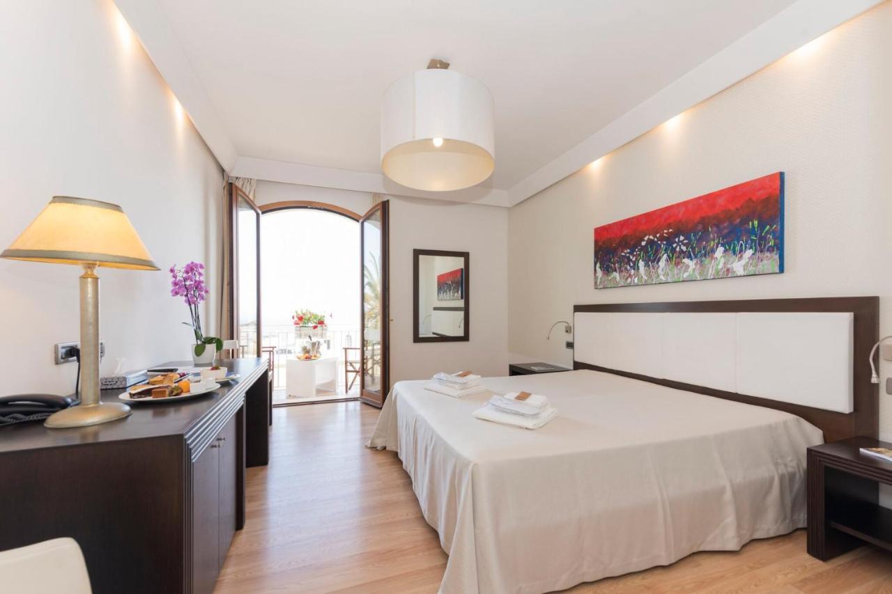 Hotel Aurora E Del Benessere Santa Cesarea Terme Eksteriør billede