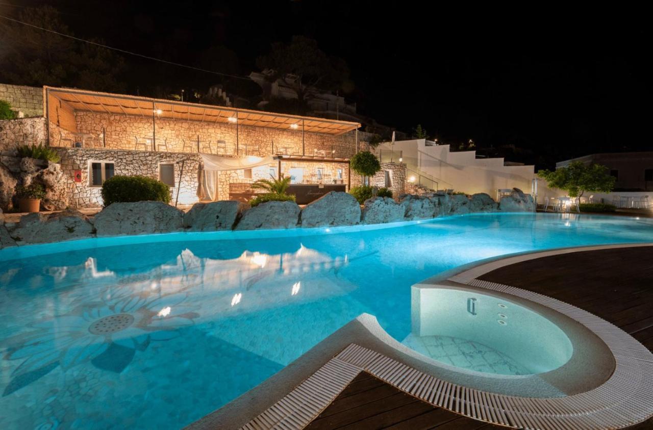 Hotel Aurora E Del Benessere Santa Cesarea Terme Eksteriør billede