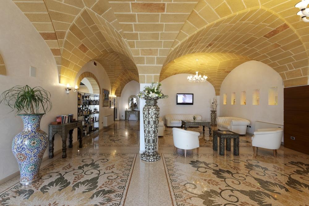 Hotel Aurora E Del Benessere Santa Cesarea Terme Eksteriør billede